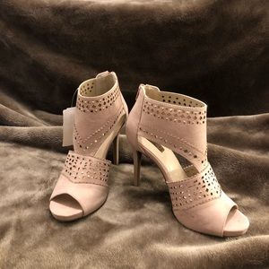 Jennifer Lopez Blush Pink Heels